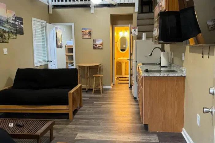 Guest House Cabin Sleeps 8