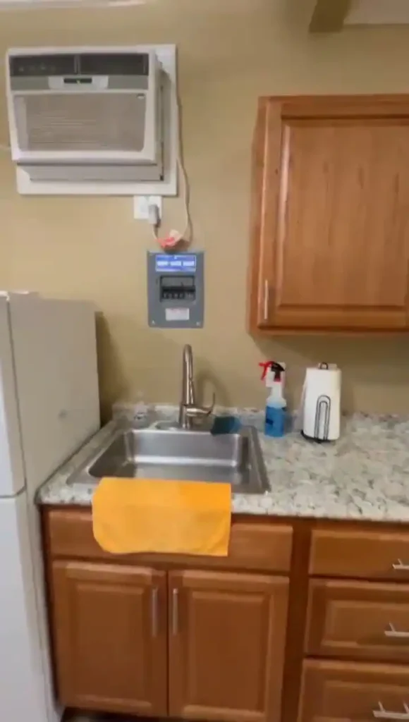 Guest House Cabin Sleeps 8